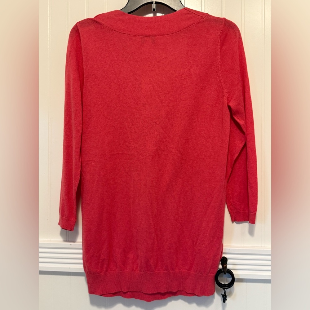 LOFT Vibrant Coral Twist-Knot detail V-Neck Pullover Sweater - Picture 6 of 8